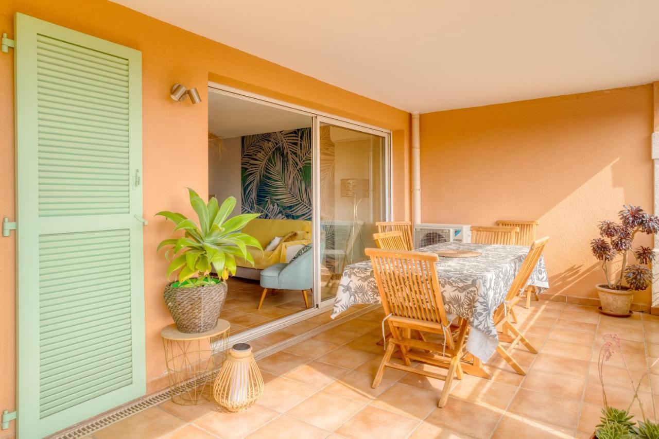 Bel Appartement Classe 3 Etoiles Bormes-les-Mimosas Exterior photo